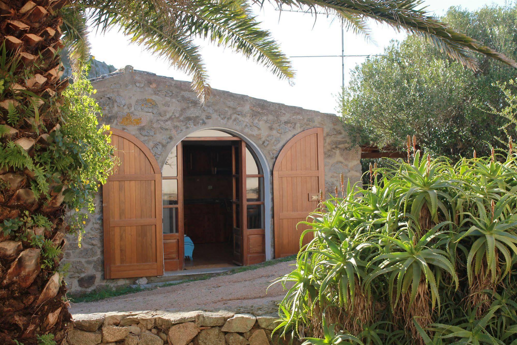 Rena Garden Apartments Santa Teresa Gallura Εξωτερικό φωτογραφία